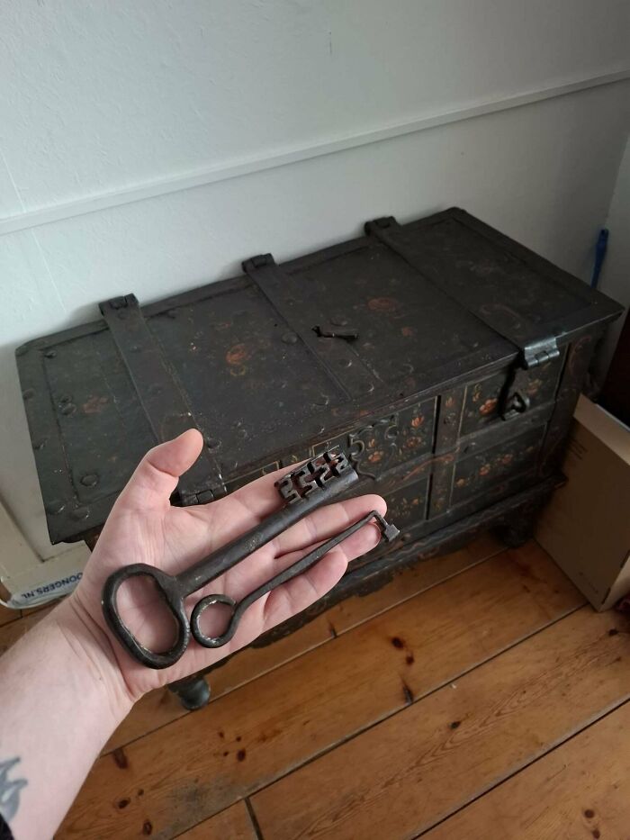 90 Amazing Old Treasures That Antique Lovers Were Lucky Enough To Discover (New Pics) 90 Amazing Old Treasures That Antique Lovers Were Lucky Enough To Discover (New Pics)