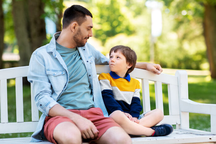 83 Things Narcissistic Parents Said That Their Children Still Remember Years Later
