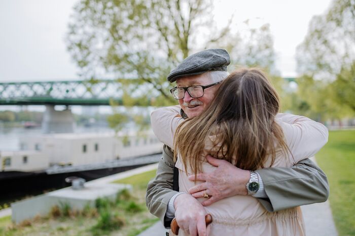 83 Things Narcissistic Parents Said That Their Children Still Remember Years Later