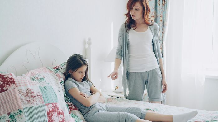 83 Things Narcissistic Parents Said That Their Children Still Remember Years Later