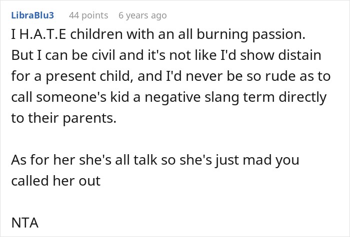 Childfree Woman Keeps Bragging About All Her Free Time, Guy Notices That Something Is Off