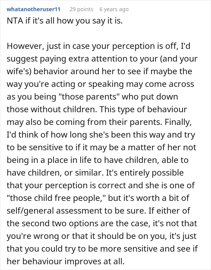 Childfree Woman Keeps Bragging About All Her Free Time, Guy Notices That Something Is Off