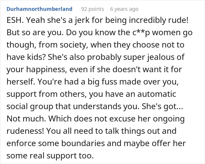 Childfree Woman Keeps Bragging About All Her Free Time, Guy Notices That Something Is Off