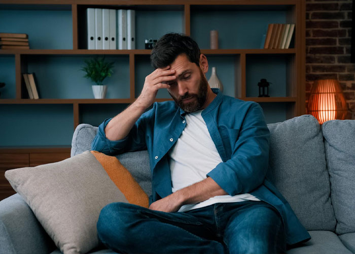 Man Thinks He’s Getting Married In 2 Weeks, Fiancé’s 3-Year Lie Has Him Packing His Bags Instead Man Thinks He’s Getting Married In 2 Weeks, Fiancé’s 3-Year Lie Has Him Packing His Bags Instead