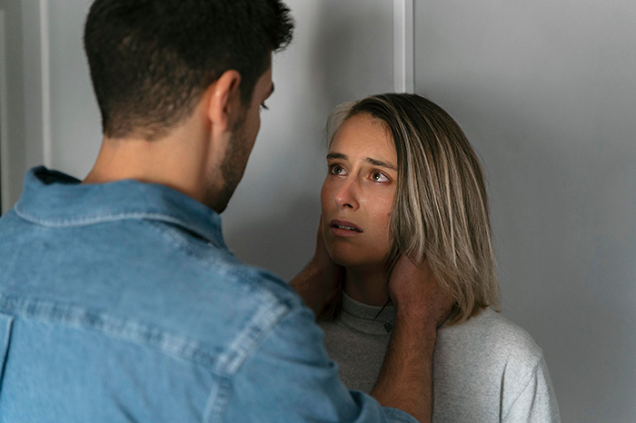 Woman&rsquo;s Girls&rsquo; Trip Takes An Unexpected Turn, Husband Senses Something Is Off, And He&rsquo;s Right
