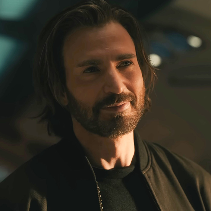 Chris Evans Fans Furious After Noticing How They Edited His Appearance In New Promo Chris Evans Fans Furious After Noticing How They Edited His Appearance In New Promo