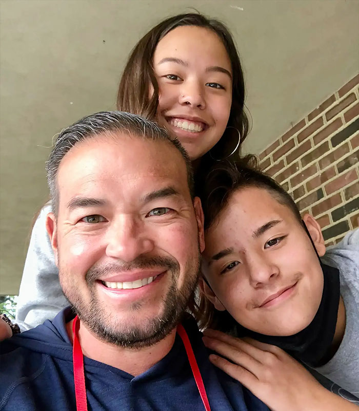 Jon Gosselin Issues Heartbreaking Message To Estranged Kids After Son Colin Accused Mom Kate Of Horrifying Treatment