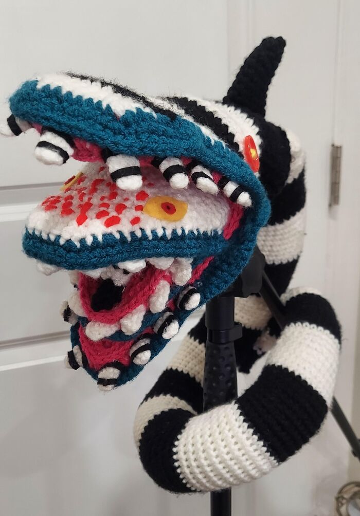86 Fun And Spooky Crochet Projects People Rushed To Finish Before Halloween