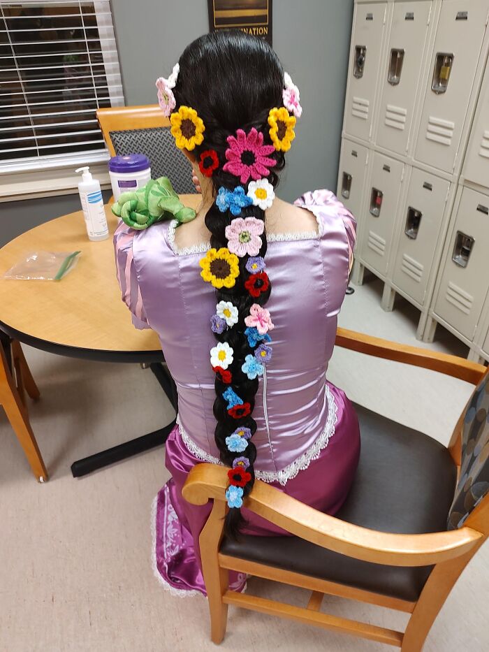 86 Fun And Spooky Crochet Projects People Rushed To Finish Before Halloween