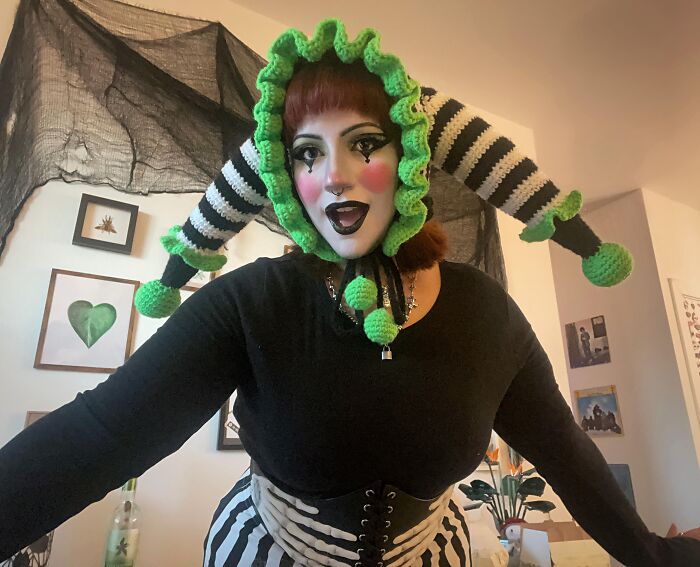 86 Fun And Spooky Crochet Projects People Rushed To Finish Before Halloween