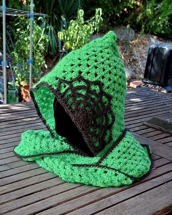 86 Fun And Spooky Crochet Projects People Rushed To Finish Before Halloween