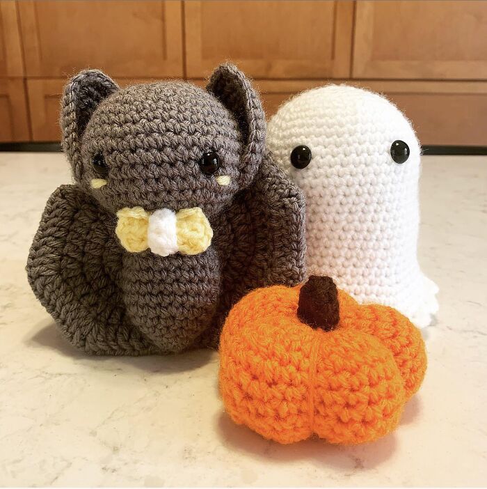 86 Fun And Spooky Crochet Projects People Rushed To Finish Before Halloween