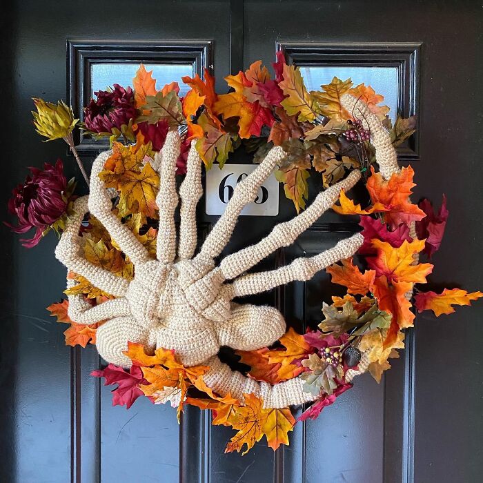 86 Fun And Spooky Crochet Projects People Rushed To Finish Before Halloween