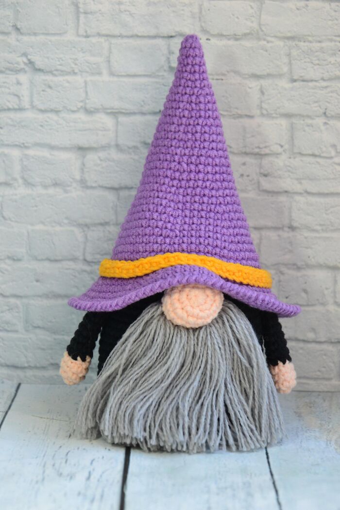86 Fun And Spooky Crochet Projects People Rushed To Finish Before Halloween