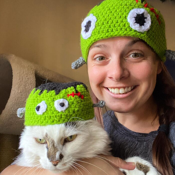 86 Fun And Spooky Crochet Projects People Rushed To Finish Before Halloween