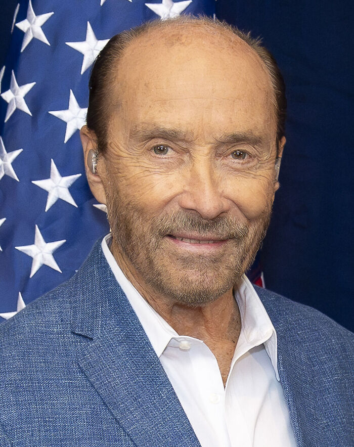 Lee Greenwood: Bio And Career Highlights Lee Greenwood: Bio And Career Highlights