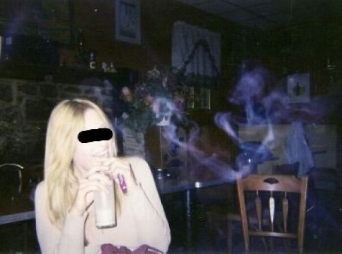 49 Real-Life Photos That Look Like Someone Accidentally Stepped Into A Horror Movie