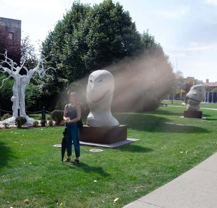 49 Real-Life Photos That Look Like Someone Accidentally Stepped Into A Horror Movie