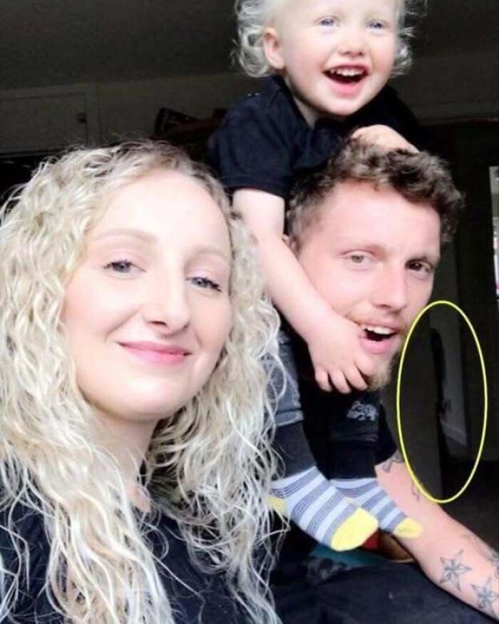 49 Real-Life Photos That Look Like Someone Accidentally Stepped Into A Horror Movie
