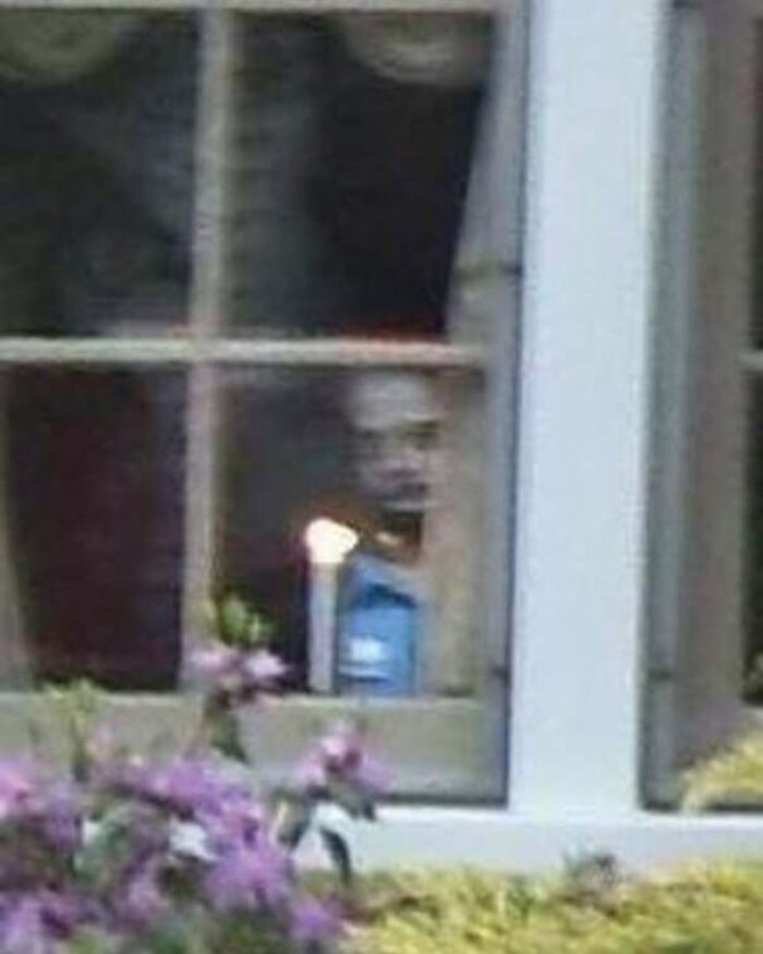 49 Real-Life Photos That Look Like Someone Accidentally Stepped Into A Horror Movie