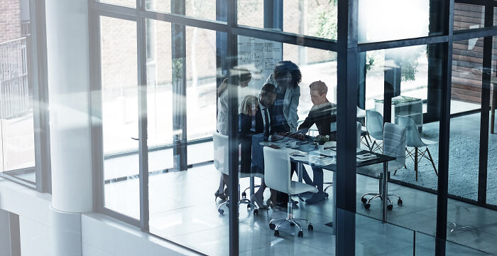 50 Industry Insiders Reveal What Really Happens Behind The Scenes At Companies People Trust