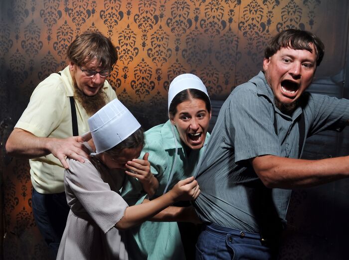 89 Haunted House Photos Taken At The Exact Moment People Completely Lost It 89 Haunted House Photos Taken At The Exact Moment People Completely Lost It