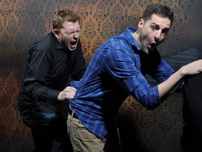 89 Haunted House Photos Taken At The Exact Moment People Completely Lost It 89 Haunted House Photos Taken At The Exact Moment People Completely Lost It