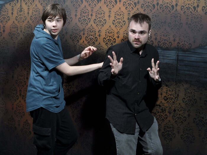 89 Haunted House Photos Taken At The Exact Moment People Completely Lost It 89 Haunted House Photos Taken At The Exact Moment People Completely Lost It