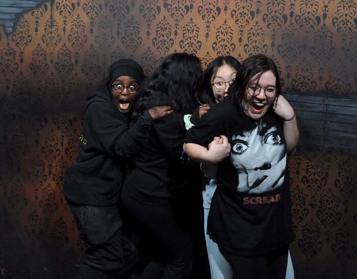 89 Haunted House Photos Taken At The Exact Moment People Completely Lost It 89 Haunted House Photos Taken At The Exact Moment People Completely Lost It