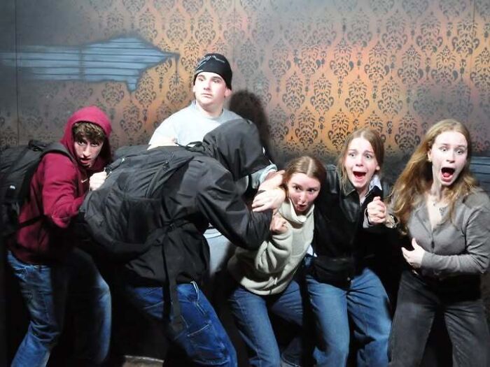 89 Haunted House Photos Taken At The Exact Moment People Completely Lost It 89 Haunted House Photos Taken At The Exact Moment People Completely Lost It