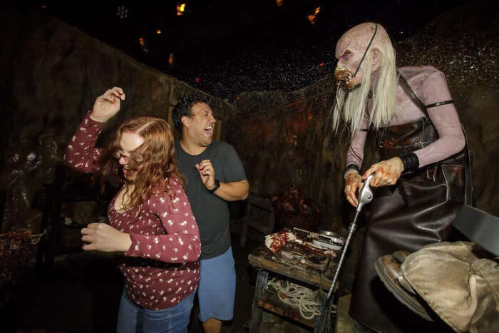 89 Haunted House Photos Taken At The Exact Moment People Completely Lost It 89 Haunted House Photos Taken At The Exact Moment People Completely Lost It