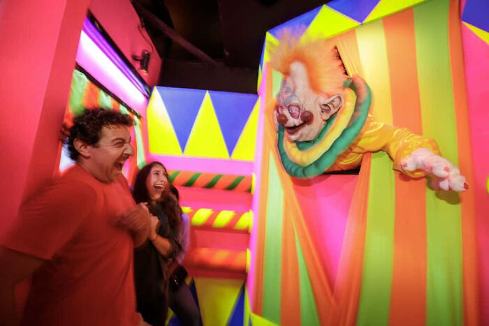 89 Haunted House Photos Taken At The Exact Moment People Completely Lost It 89 Haunted House Photos Taken At The Exact Moment People Completely Lost It
