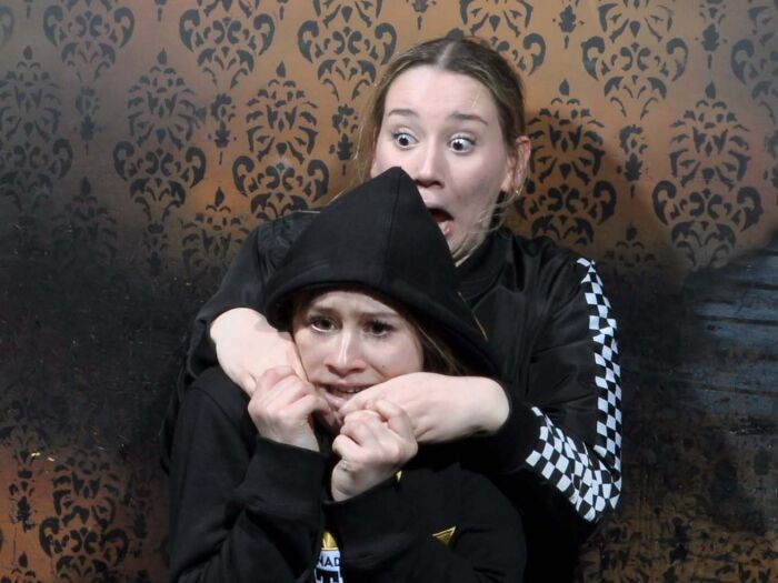 89 Haunted House Photos Taken At The Exact Moment People Completely Lost It 89 Haunted House Photos Taken At The Exact Moment People Completely Lost It