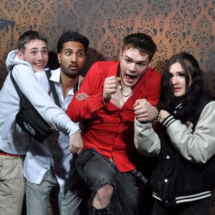 89 Haunted House Photos Taken At The Exact Moment People Completely Lost It 89 Haunted House Photos Taken At The Exact Moment People Completely Lost It
