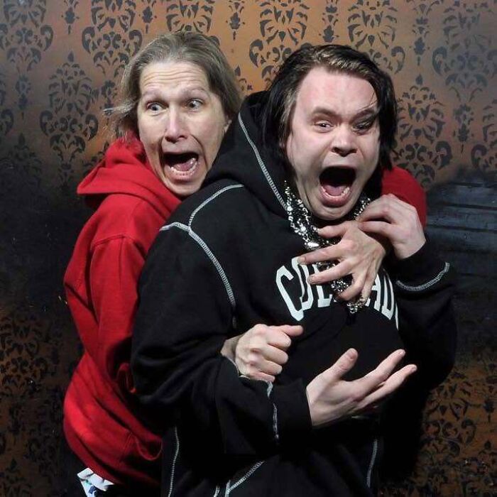 89 Haunted House Photos Taken At The Exact Moment People Completely Lost It 89 Haunted House Photos Taken At The Exact Moment People Completely Lost It