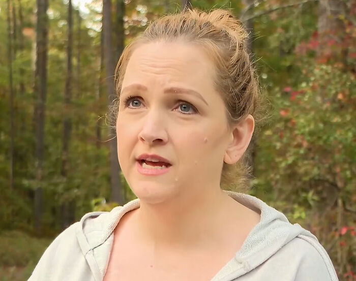 Family Accuses Vet Employee Of Secretly Taking Dog Home After They Paid To Put It To Sleep Family Accuses Vet Employee Of Secretly Taking Dog Home After They Paid To Put It To Sleep