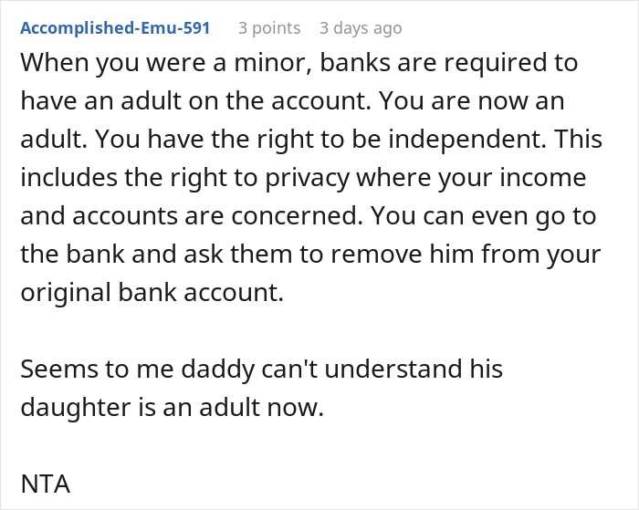 Dad Freaks Out After Daughter Gets Her Own Bank Account, Tries To Cut It Up Dad Freaks Out After Daughter Gets Her Own Bank Account, Tries To Cut It Up