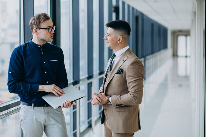 Boss Throws Loyal IT Guy Under The Bus For A New Manager Who Barely Knows The Job Boss Throws Loyal IT Guy Under The Bus For A New Manager Who Barely Knows The Job