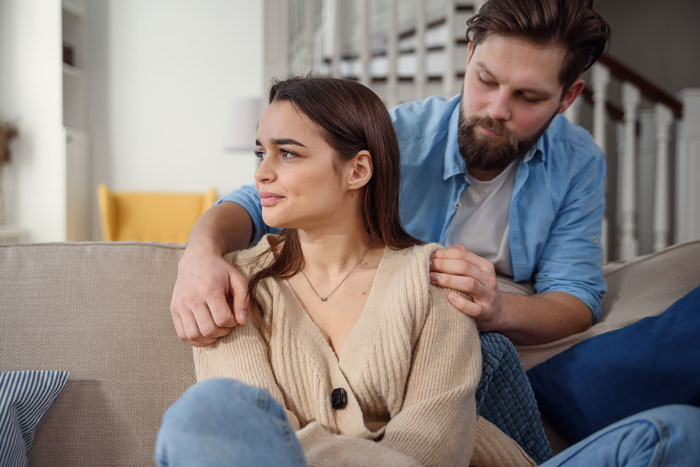 Wife Furious That Husband And ‘Work Wife’ Wear Matching Halloween Costumes Wife Furious That Husband And ‘Work Wife’ Wear Matching Halloween Costumes