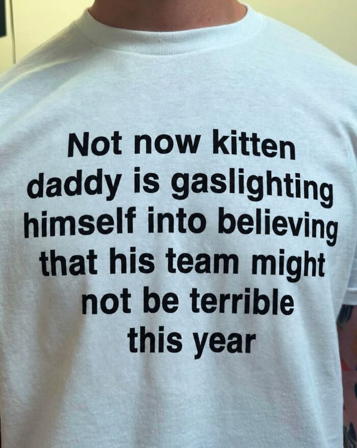 45 Hilarious T-Shirts And Hats With Texts Nobody Expected