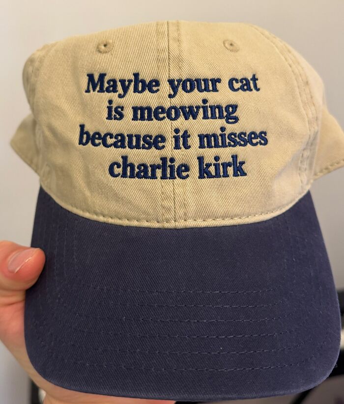 45 Hilarious T-Shirts And Hats With Texts Nobody Expected