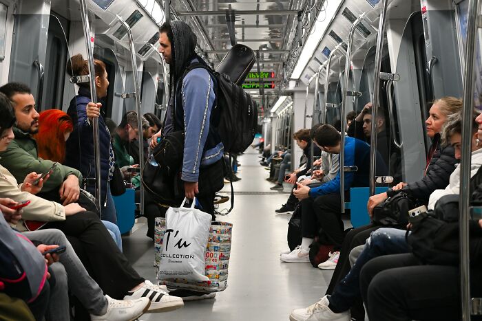 53 Things Strangers Said That Made Someone’s Fight-Or-Flight Activate On The Spot