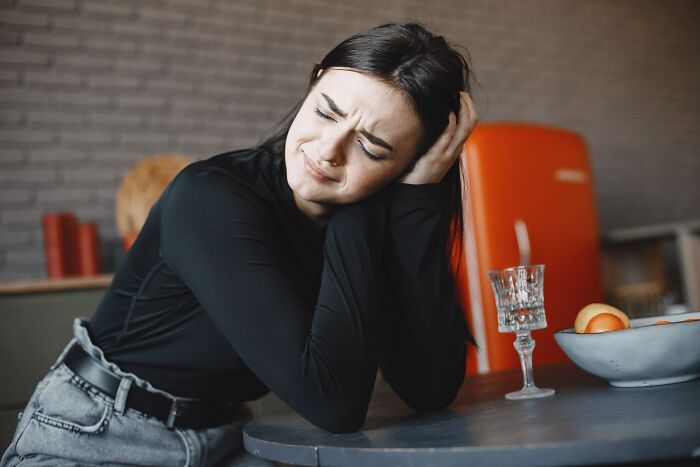 70 Dumb Things Professionals Said Or Did That Made Clients Lose Trust In Them Instantly