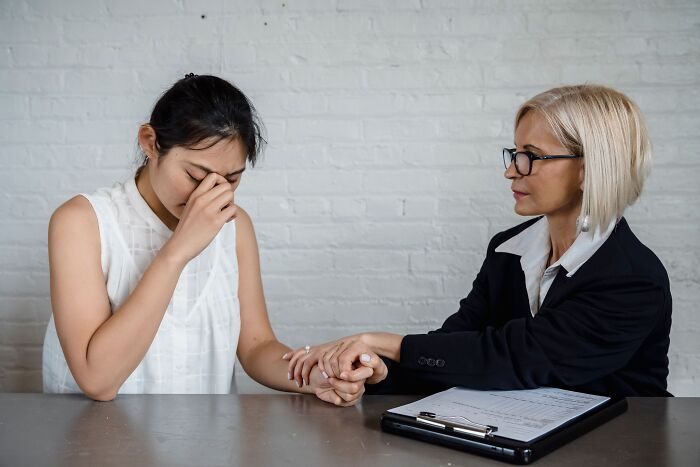 70 Dumb Things Professionals Said Or Did That Made Clients Lose Trust In Them Instantly