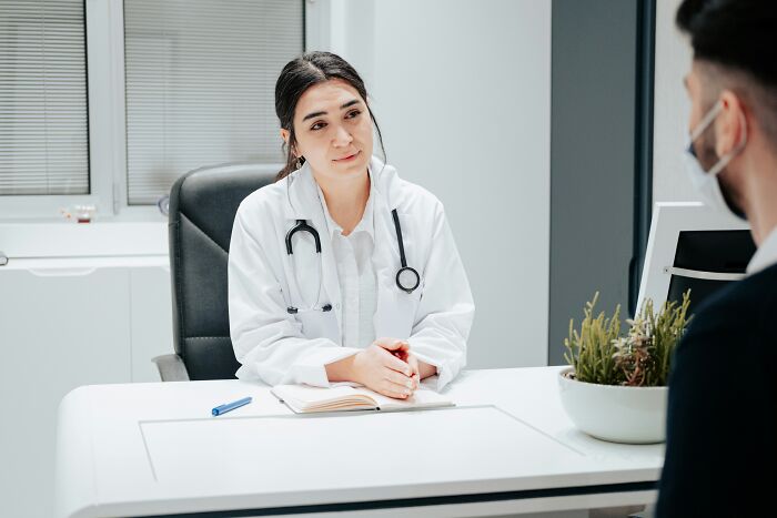 70 Dumb Things Professionals Said Or Did That Made Clients Lose Trust In Them Instantly