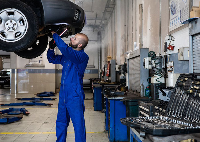Guy Gets Treated Like Dirt By Auto Repair Shop, Gets The Last Laugh Thanks To Pure Dumb Luck Guy Gets Treated Like Dirt By Auto Repair Shop, Gets The Last Laugh Thanks To Pure Dumb Luck