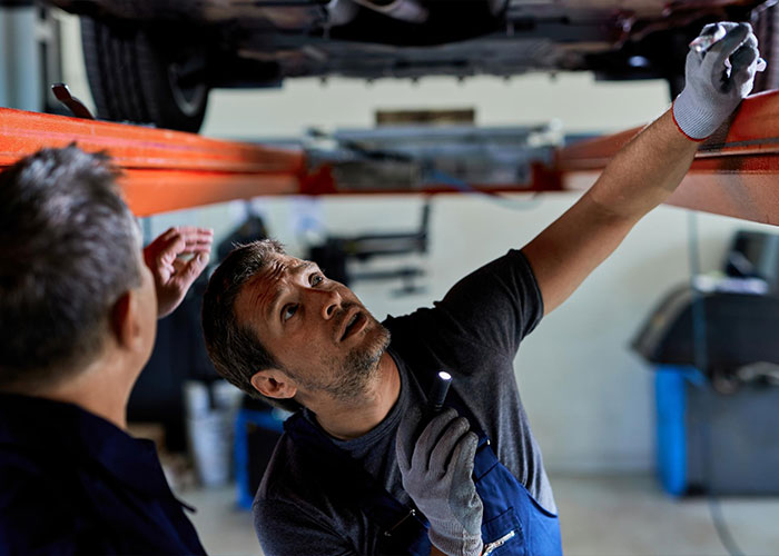 Guy Gets Treated Like Dirt By Auto Repair Shop, Gets The Last Laugh Thanks To Pure Dumb Luck Guy Gets Treated Like Dirt By Auto Repair Shop, Gets The Last Laugh Thanks To Pure Dumb Luck