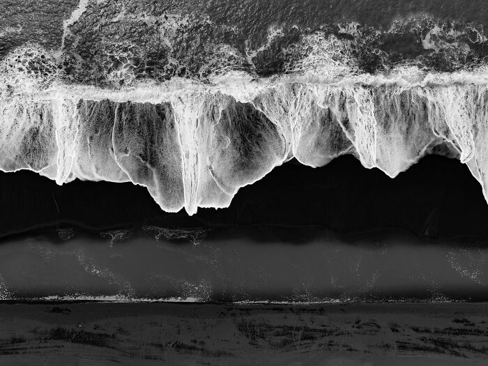 19 Photos Of Iceland’s Most Unforgiving Coastline By Vilhelm Gunnarsson 19 Photos Of Iceland’s Most Unforgiving Coastline By Vilhelm Gunnarsson