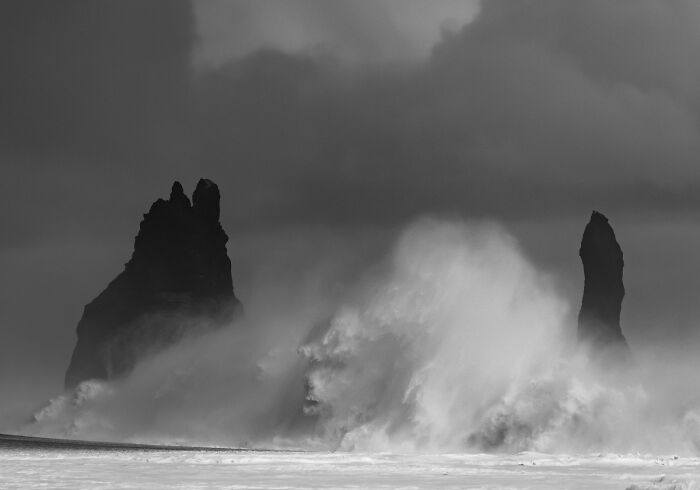 19 Photos Of Iceland’s Most Unforgiving Coastline By Vilhelm Gunnarsson 19 Photos Of Iceland’s Most Unforgiving Coastline By Vilhelm Gunnarsson