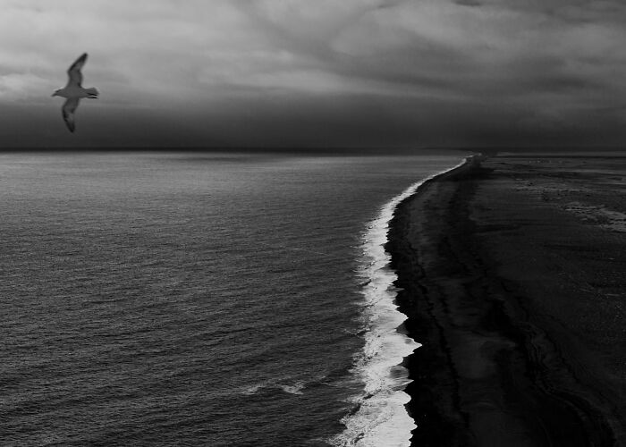 19 Photos Of Iceland’s Most Unforgiving Coastline By Vilhelm Gunnarsson 19 Photos Of Iceland’s Most Unforgiving Coastline By Vilhelm Gunnarsson